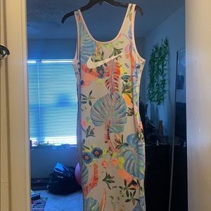Color Tropical Nike dress